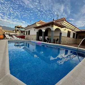 Casa Con Piscina En Tenerife - Vista Mar Y El Teide La Listada